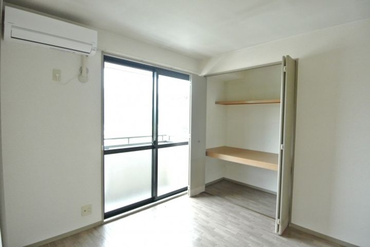 ハイライズ弘億の内装