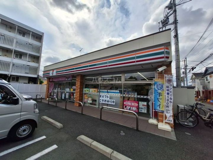 ロータスの周辺