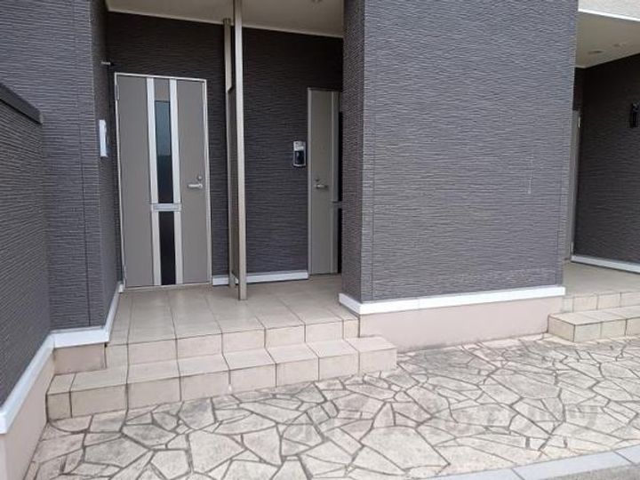 カーサ・ルーリオ2の玄関