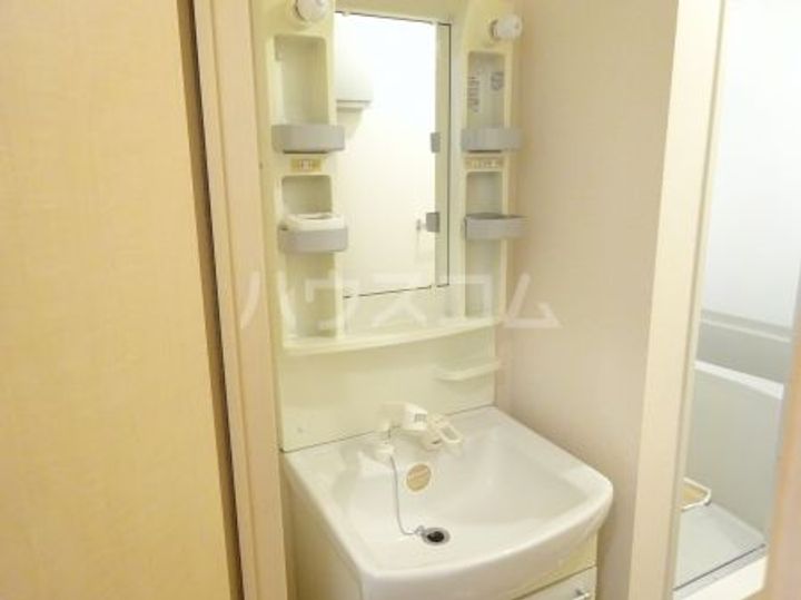 ROYAL GARDEN CASAHARA Bの内装