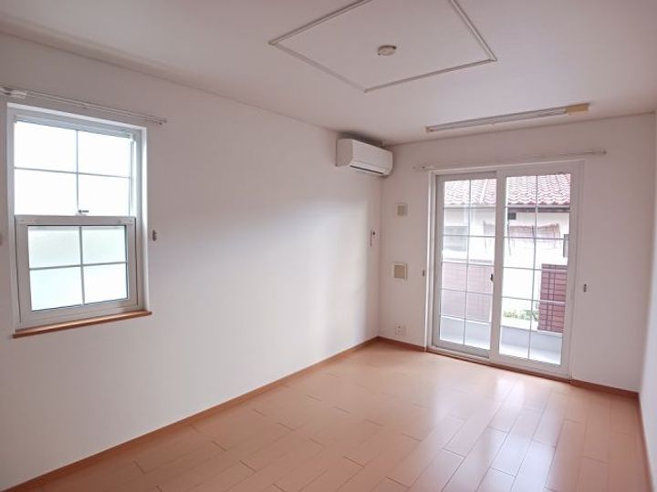 福島県福島市八木田字北ノ内(アパート)の賃貸物件の居間