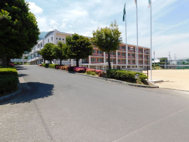 villa KAKIHI 宮ノ上Bの周辺