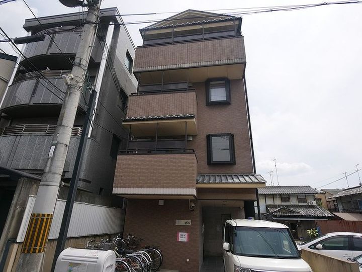 マ・シェリ東山の外観