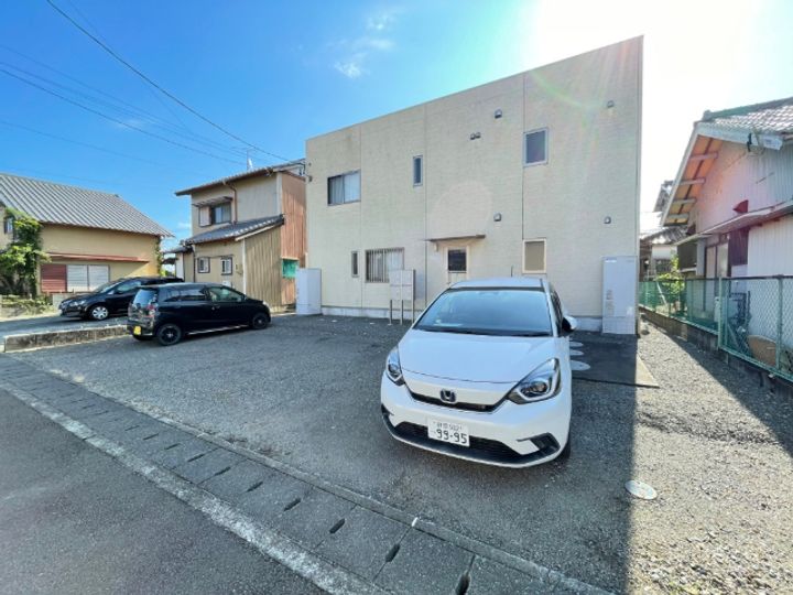 ザムジードの外観