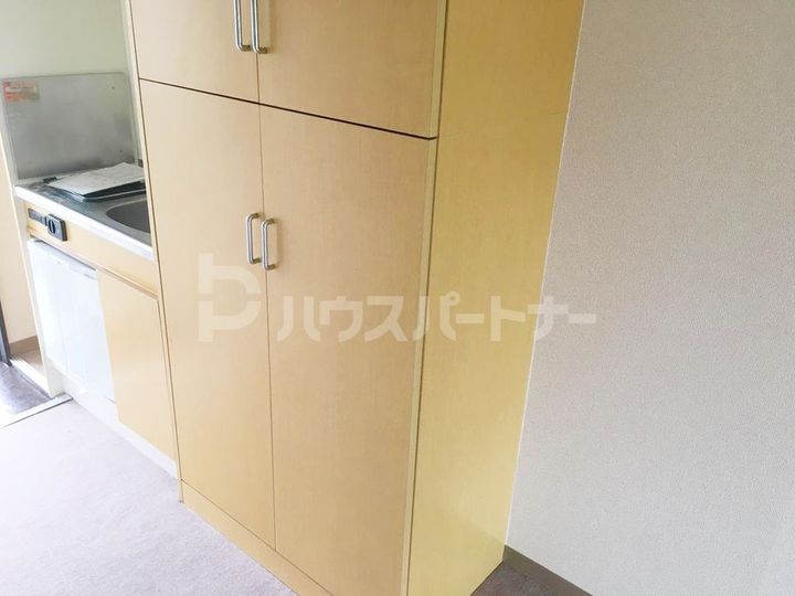 神明マンションの内装
