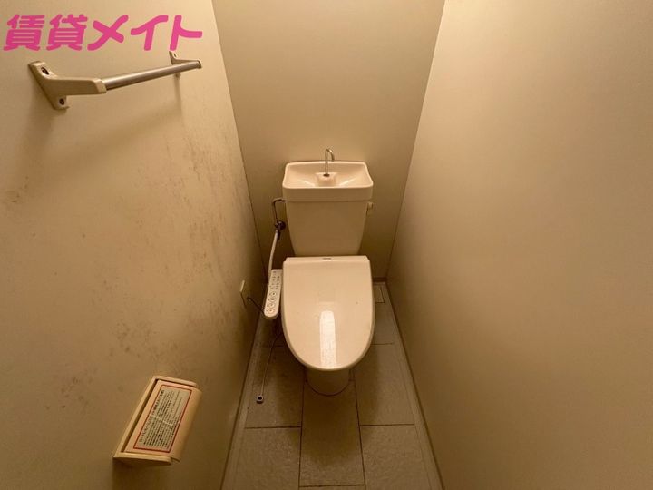 ファミール西浜田 南館の内装