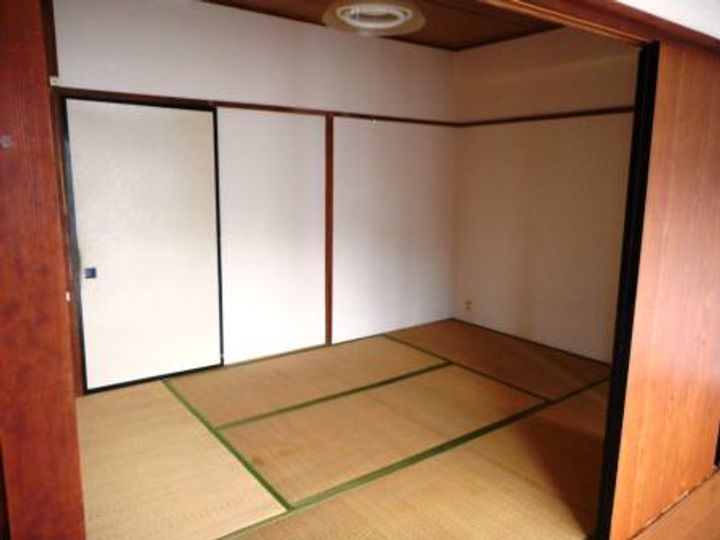 ブラン・ブルー湘南Eastの居間