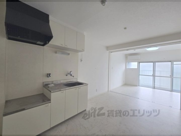 香里ケ丘ビルのキッチン