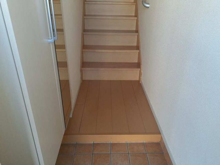 茨城県下妻市南原(アパート)の賃貸物件の玄関
