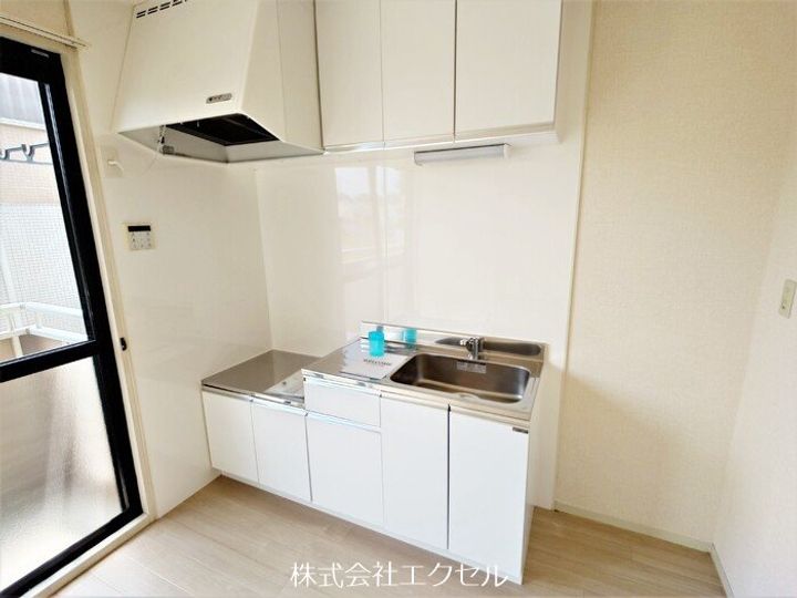 東京都羽村市羽東1(アパート)の賃貸物件のキッチン