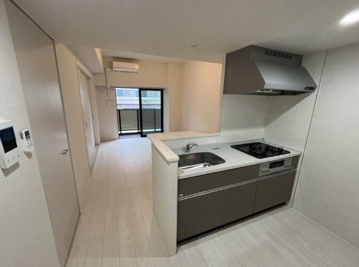 福岡県北九州市小倉北区紺屋町の賃貸マンションの居間