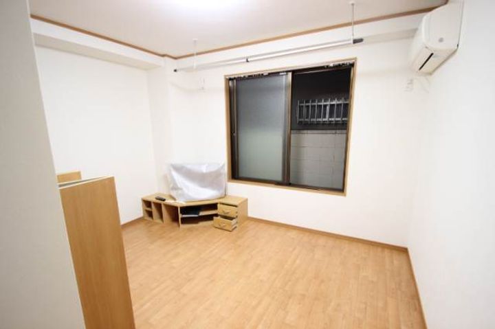 鈴木マンションの内装