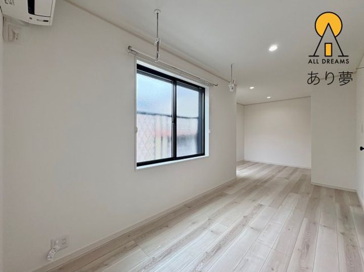 ハーミットクラブハウスmix三ツ沢下町の内装