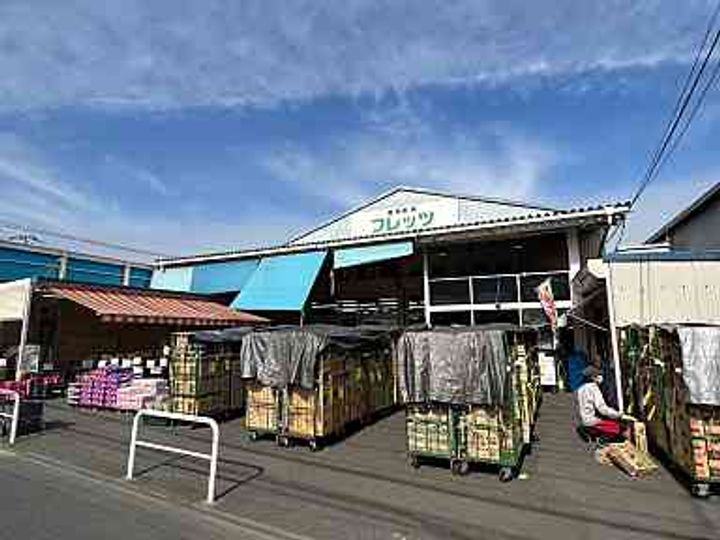 ソレイユ ヤハラの周辺