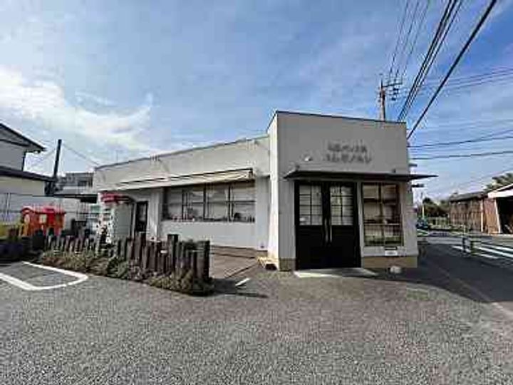 ソレイユ ヤハラの周辺