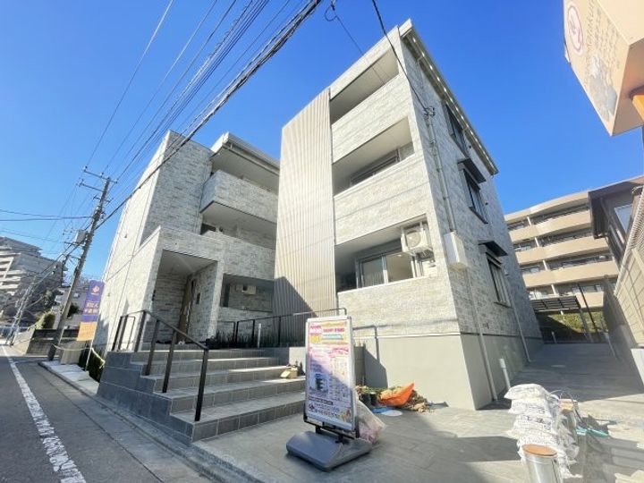 ISグランデ南大沢の外観