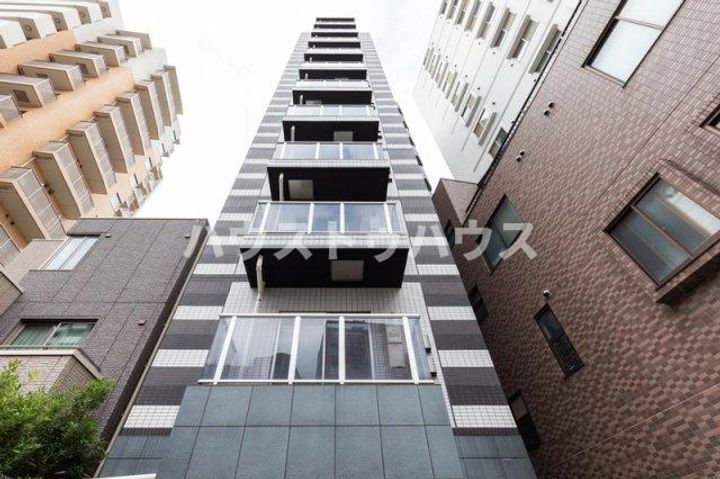 プレセダンヒルズ北千住IIの外観