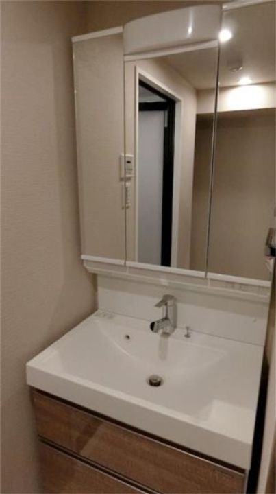 HY′s田端IIeastの内装