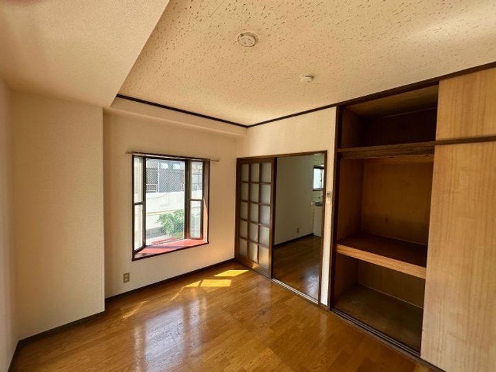 横山ビルの内装