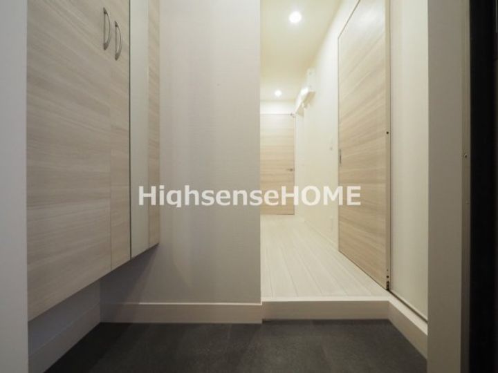 メゾン・ド・プレールの玄関