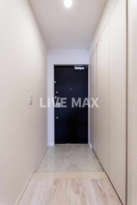東京都品川区西五反田8(マンション)の賃貸物件の玄関