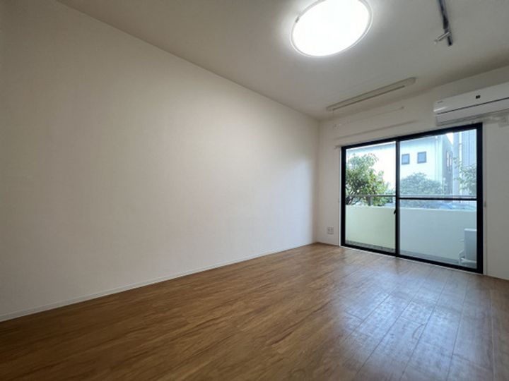 パークプレイス今8の居間