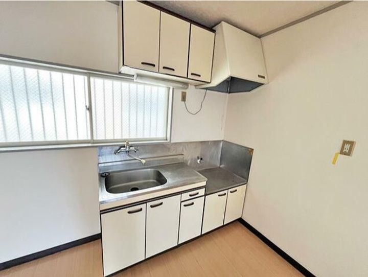 神奈川県伊勢原市石田(アパート)の賃貸物件のキッチン