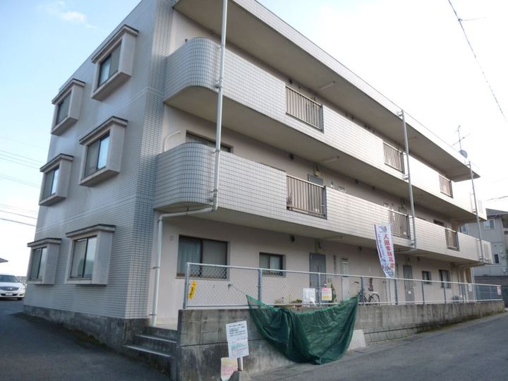 サンリッチ藤崎の外観