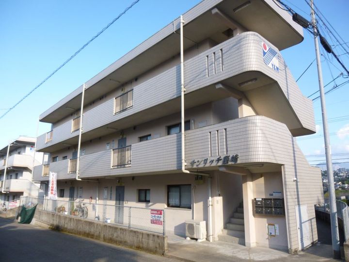 サンリッチ藤崎の外観