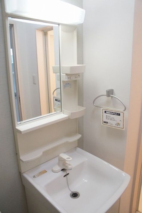 エヌエムヌフの内装