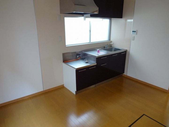 広島県広島市安佐南区川内1(一戸建)の賃貸物件の居間