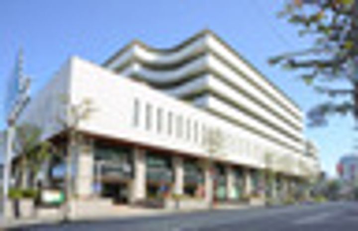 東京都新宿区新小川町の賃貸マンションの周辺