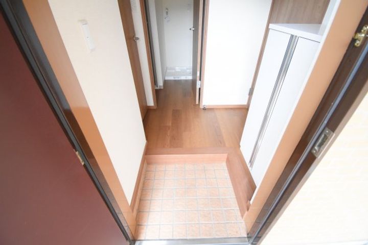 神奈川県川崎市高津区下野毛2(マンション)の賃貸物件の玄関