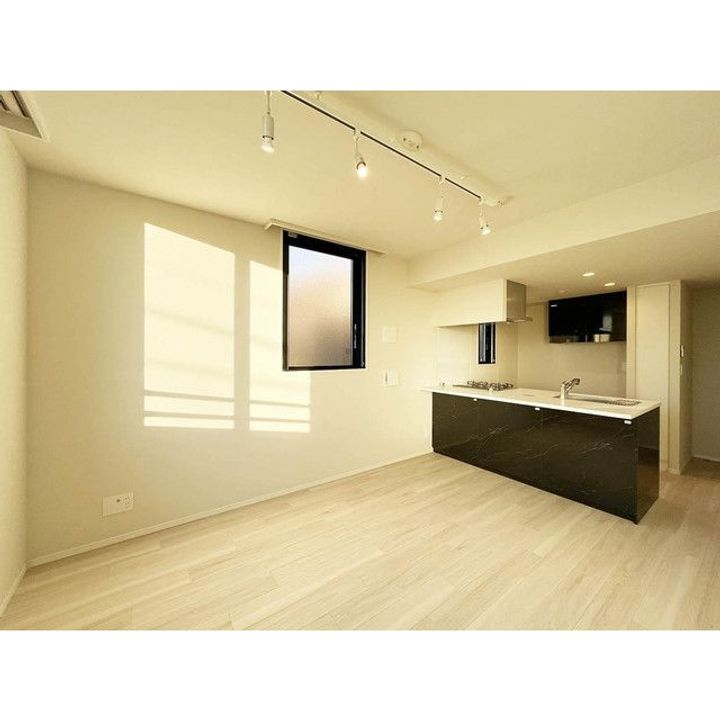 ラ・ペルラ下北沢の居間