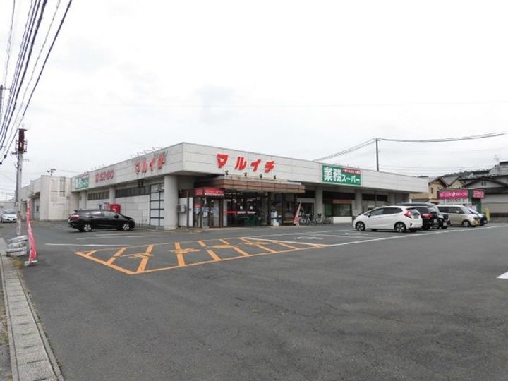 カーティングハウス Cの周辺