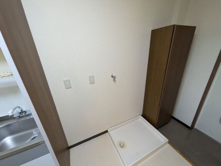 メゾン グロワールの玄関