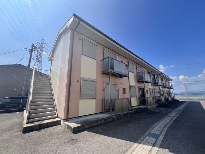 リバーサイド酒井の外観
