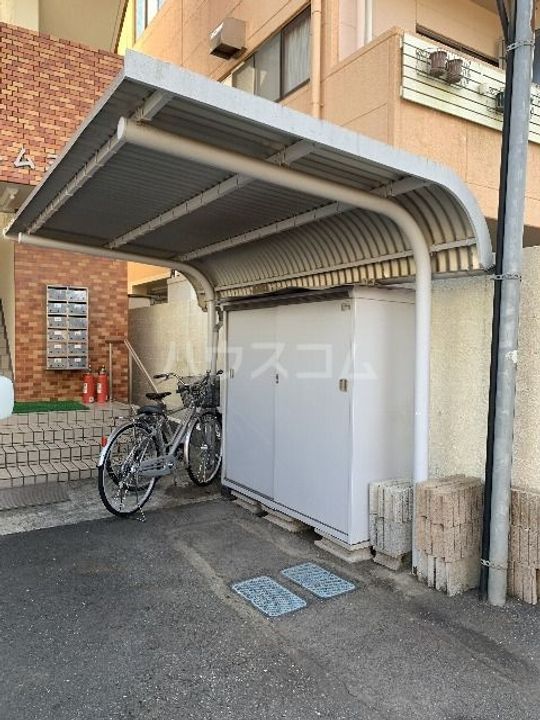 シャルム三の丸の地図