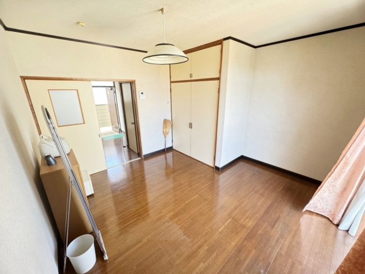 レントール千石 Aの居間