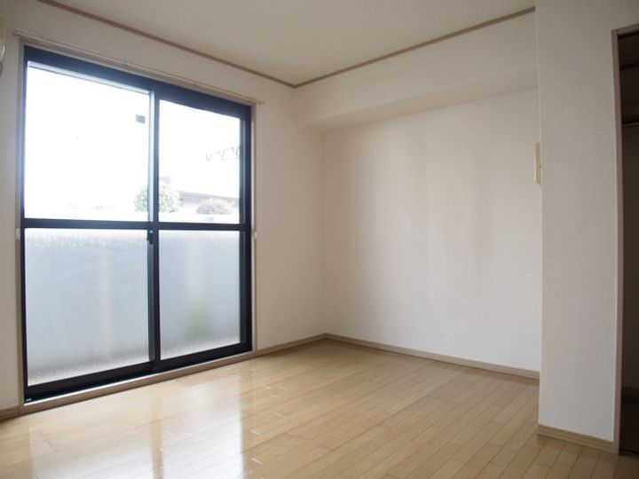 T-net ハイムエントピアD99の居間