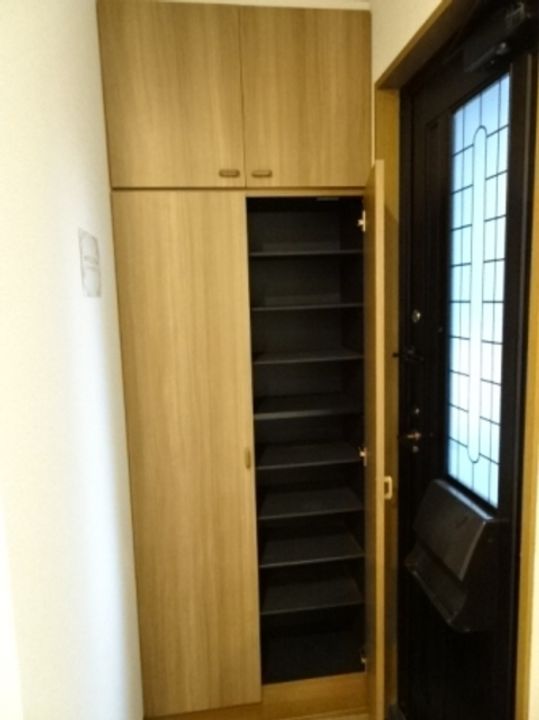 プランドール花田の玄関