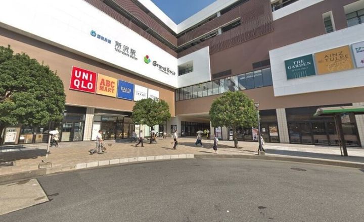 ラフォーレ壱番館の周辺