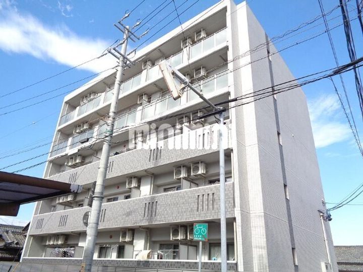 ファーストステージUの外観
