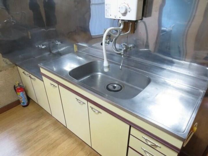 笹野アパートのキッチン