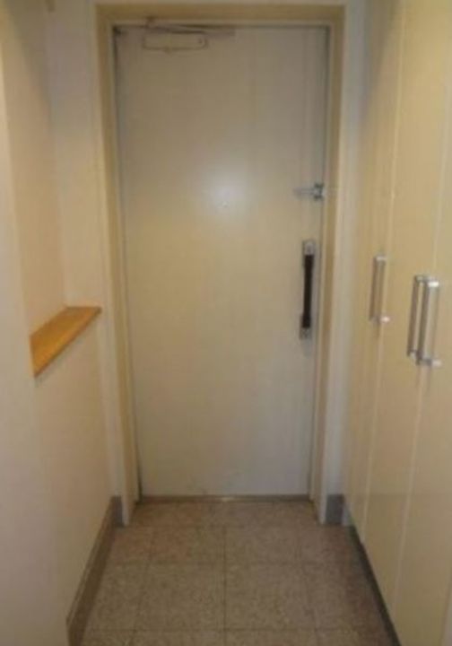 ライオンズプラザ両国緑の玄関