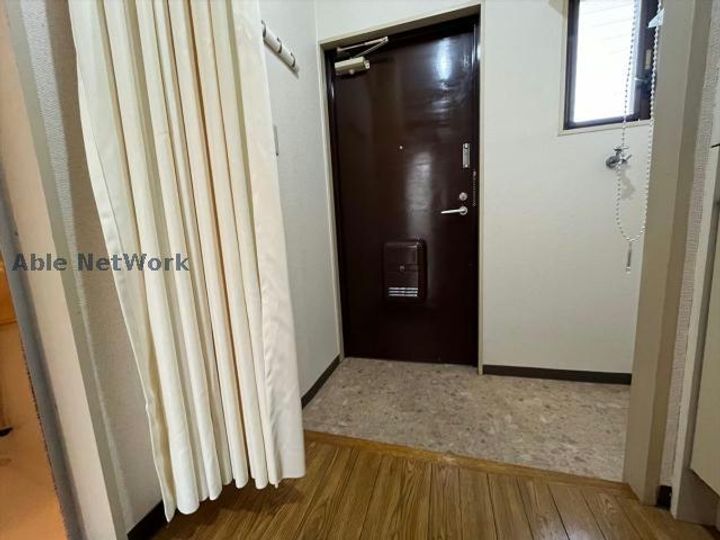 ハースヒルズ赤池IIIの玄関