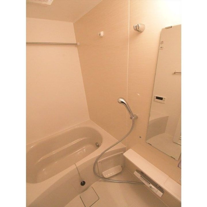 ラクレイス横濱関内の風呂