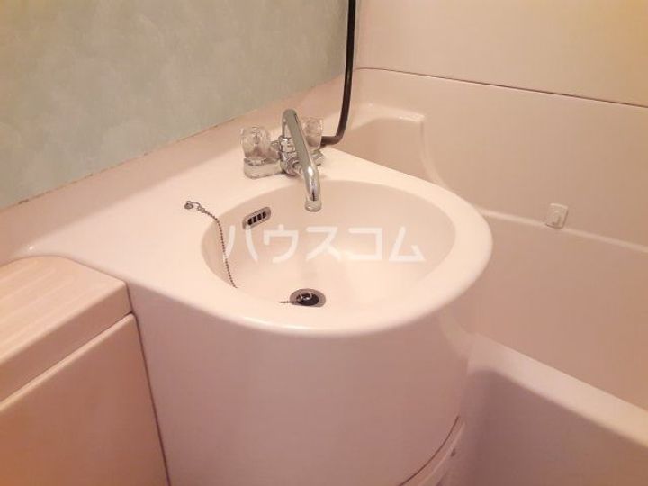 クロノス明大前の内装