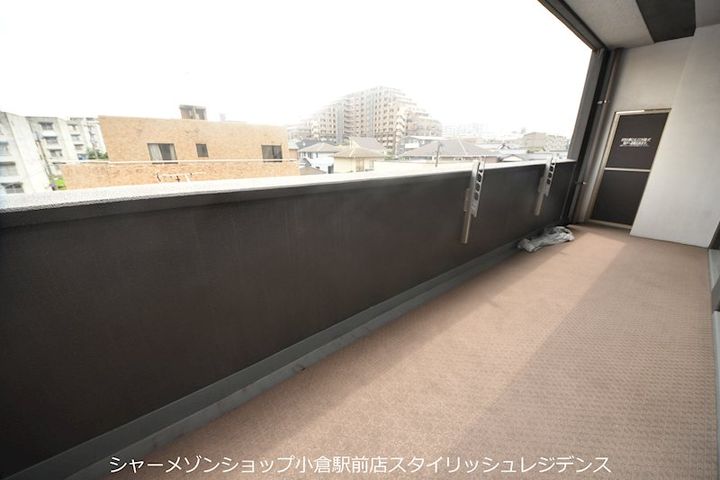 フェルト1021の内装