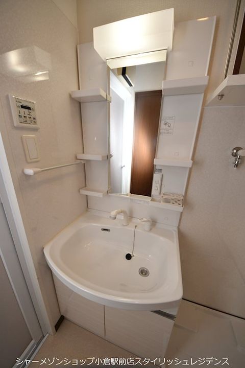 フェルト1021の内装